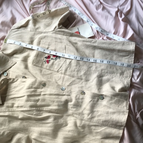 Sheri Martin Tan Button Down - Picture 7 of 8